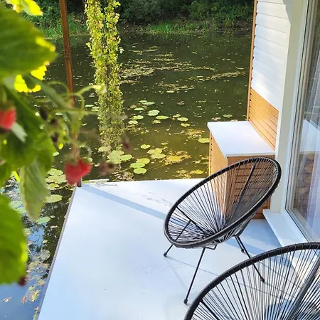 Houseboat Hotel en barco *